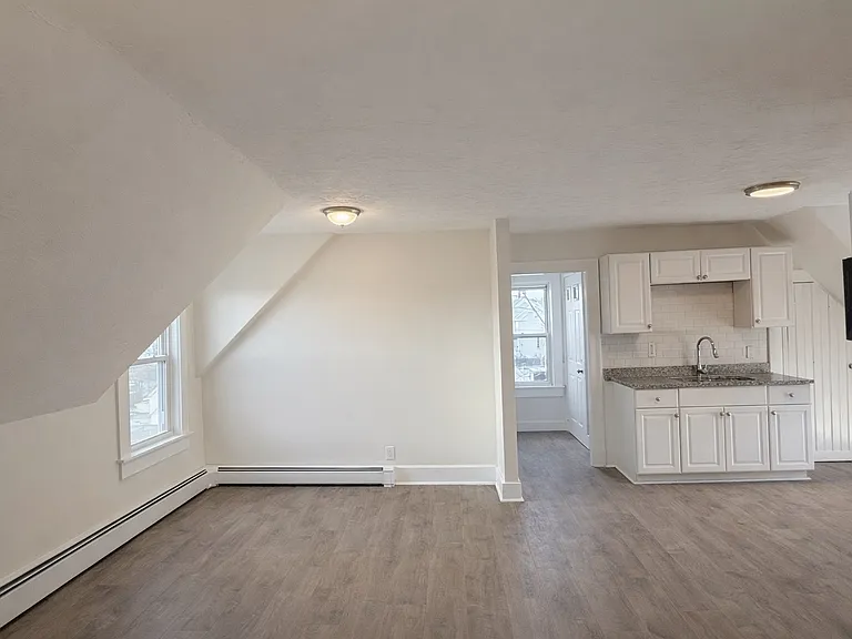 75 Haviland Ave #3 — Photo 3