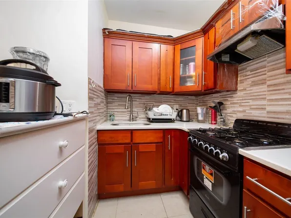 99-72 66th Road #9F, Rego Park, NY 11374