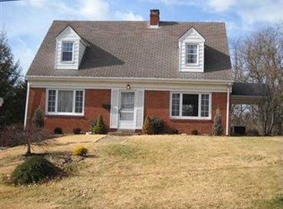 254 Voss Rd, Bethel Park, PA 15102