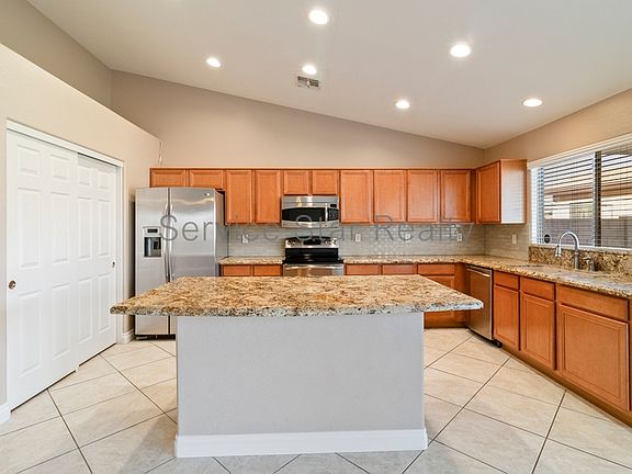 5th image of 14513 N 152nd Ln
