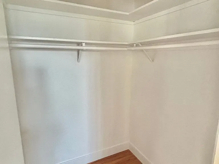 206 E Pine Ave — Photo 8