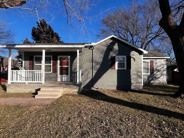 206 N State St, Goessel, KS 67053