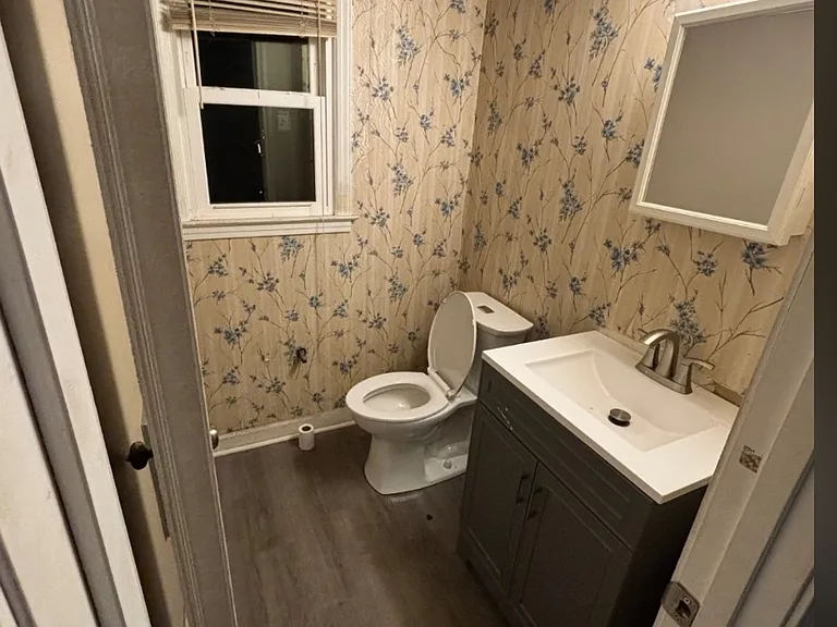 9201 Sandburg Ave — Photo 31