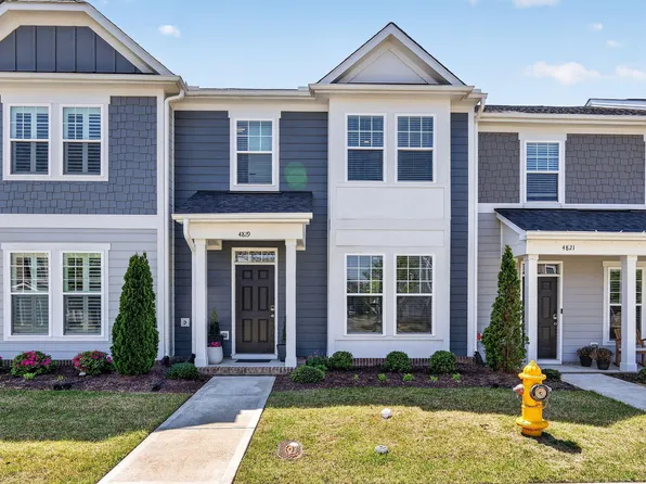 4819 Crescent Square St, Raleigh, NC 27616