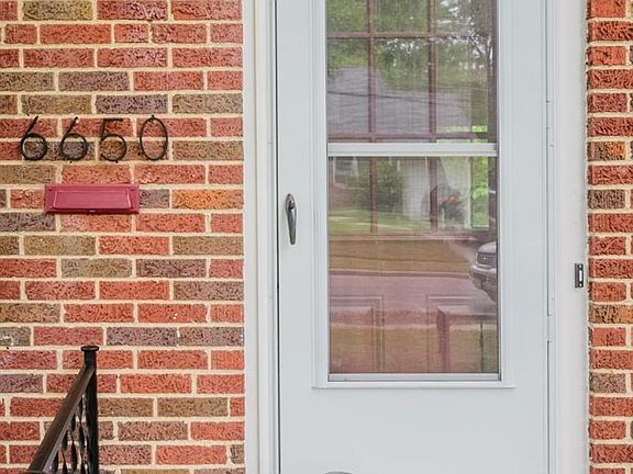 3rd image of 6650 Sampson Ln