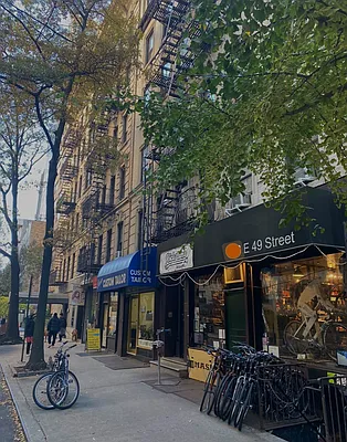 Rented by Bond New York | media 4