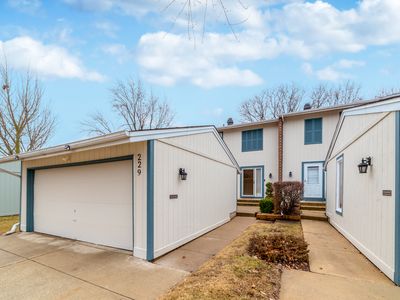 229 Willow Ln, Bloomingdale, IL, 60108