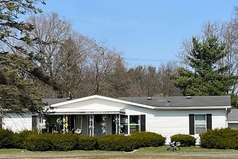 1st image of 46670 Bemis Rd