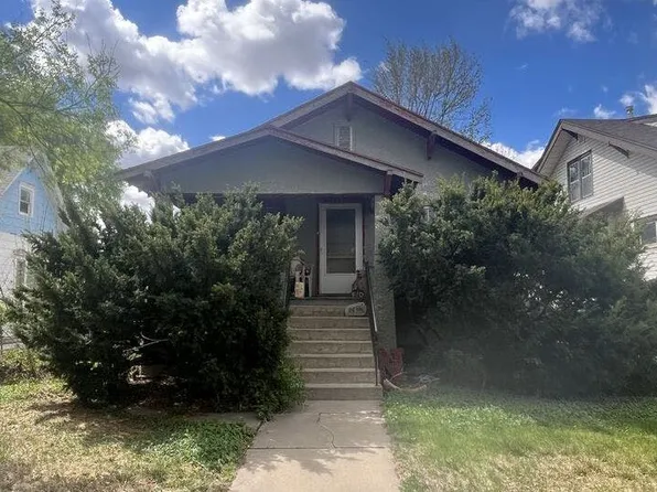 912 W 3rd St, North Platte, NE 69101