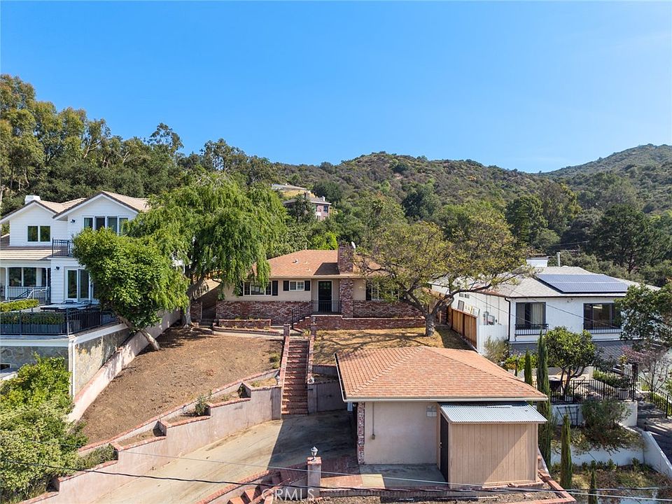 1st image of 3154 Vista Del Mar Dr