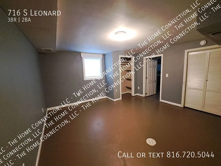 716 S Leonard St — Photo 16