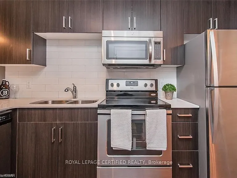 1 Victoria St S #508 — Photo 6