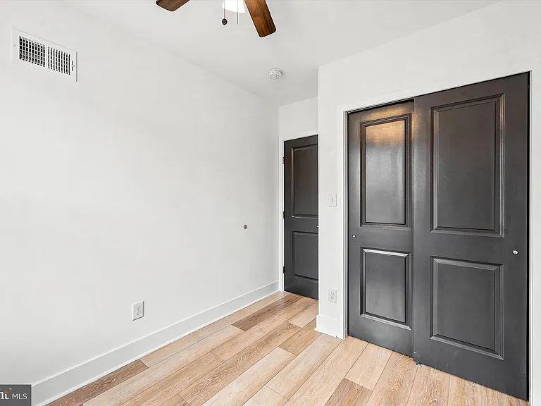 5616 Florence Ave — Photo 23
