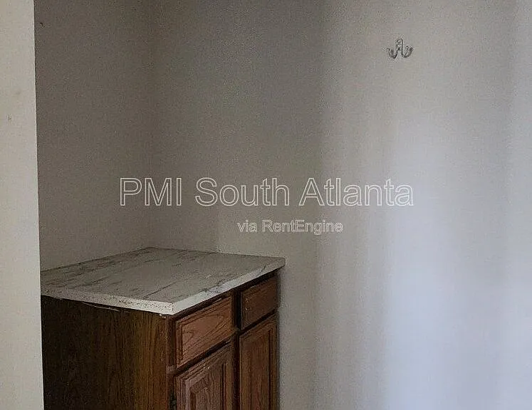 755 Castlebrooke Way SE — Photo 5
