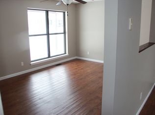 1011 Trojan Dr, Troy, MO 63379