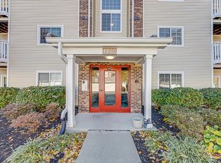 120 Carrington Ln APT 208, Loveland, OH 45140