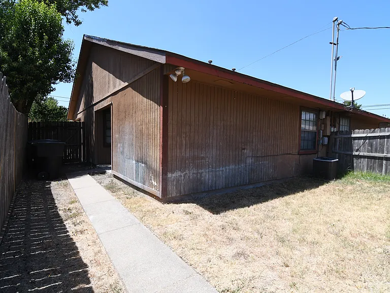 5209 Canyon Creek Dr — Photo 26