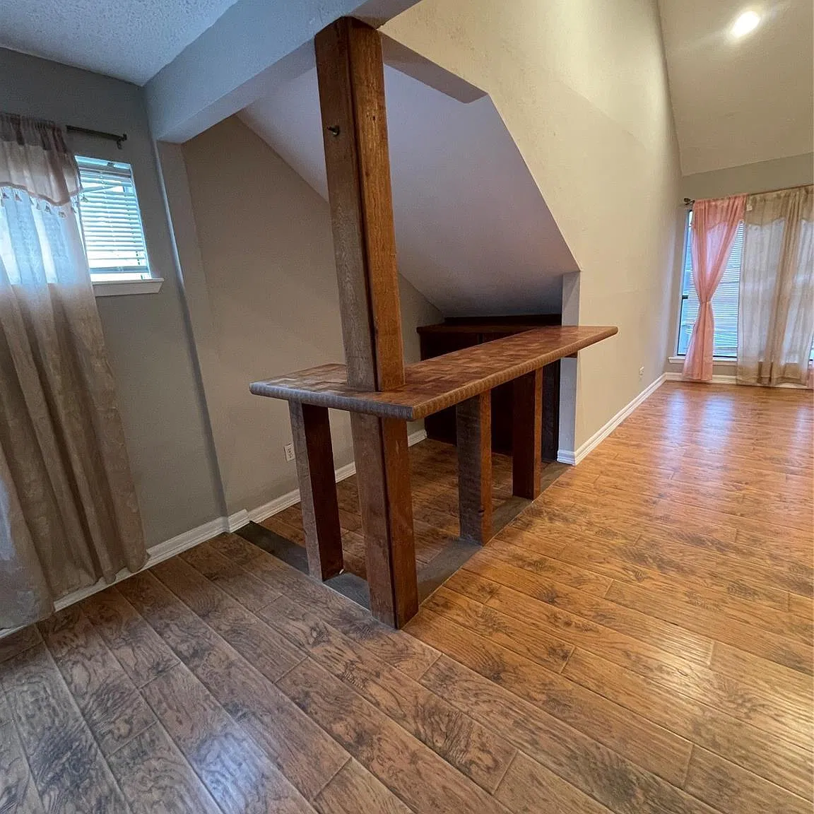 2 bed, 2.0 bath, 1191 sqft, $1,600 — Photo 2
