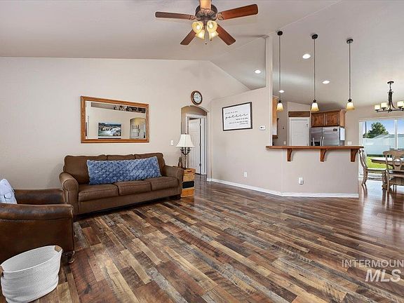 4th image of 2619 Denali Dr