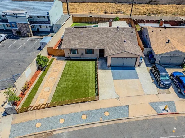 773 Sandalwood Dr, El Cajon, CA 92021