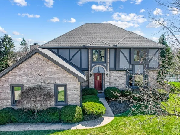 6630 Leeds Cir, Centerville, OH 45459
