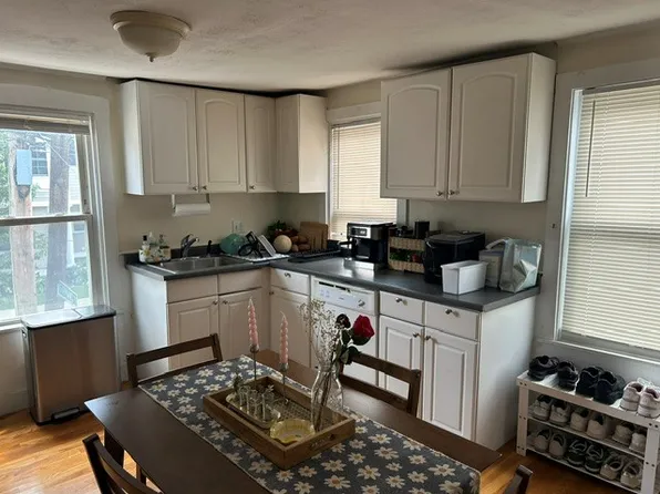 157 School St #2, Waltham, MA 02451