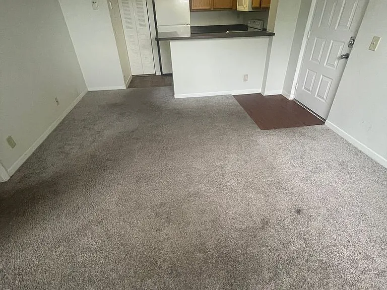718 Executive Center Dr #36-7-36 — Photo 3