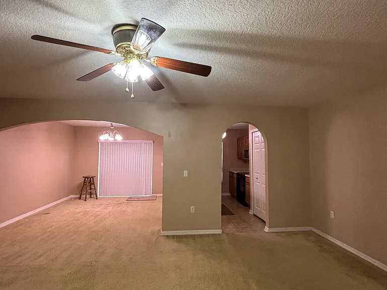 11628 Hickory Oak Dr — Photo 2