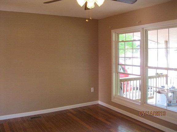 4th image of 1091 Barbados Ave
