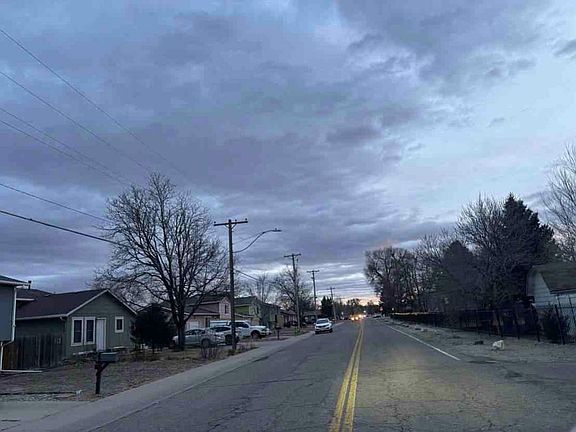 3rd image of 3820 Central St