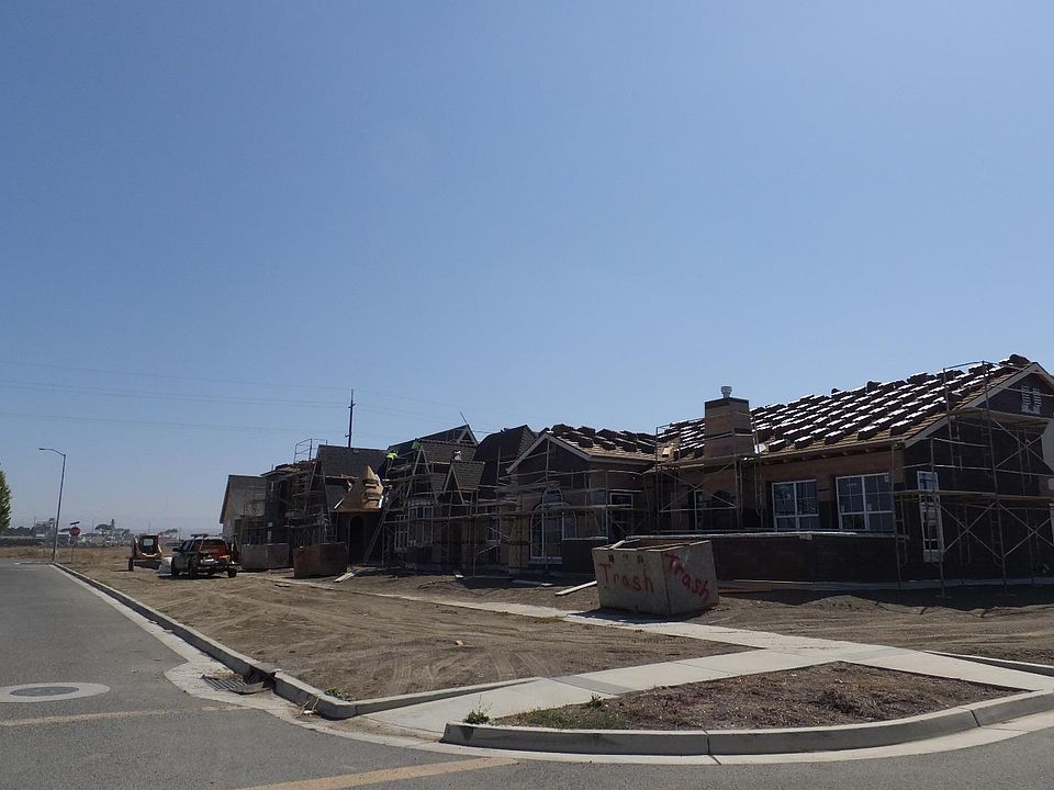 2nd image of 307 Casey St