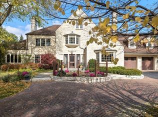 148 De Windt Rd, Winnetka, IL 60093