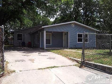 2nd image of 214 Caddo