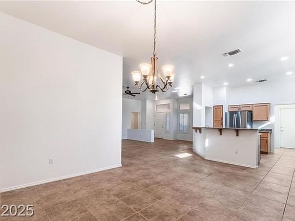 3rd image of 2505 Indigo Valley St