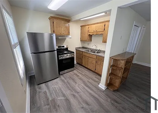 1 bed, 400 sqft, $950 — Photo 3