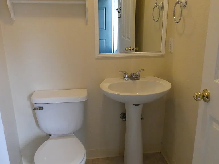 7123 SW Sagert St #104 — Photo 13