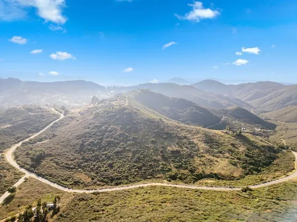 8 Rainbow Glen Rd #0, Fallbrook, CA 92028