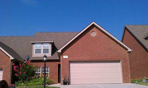 2nd image of 783 Meadow Walk Ln
