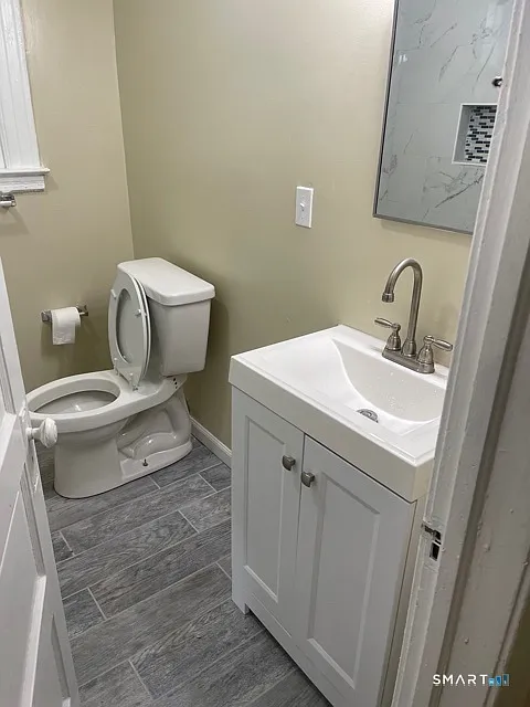 2 bed, 1.0 bath, 1000 sqft, $1,700 — Photo 3