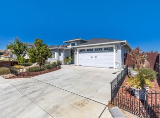 800 La Baig Dr, Hollister, CA 95023