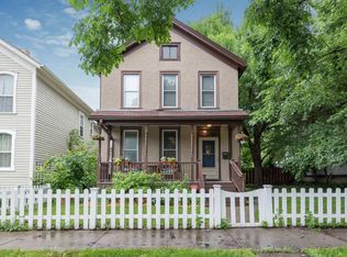 26 Douglas St, Saint Paul, MN 55102