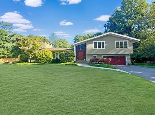 5 Dancing Bear Rd, Norwalk, CT 06853