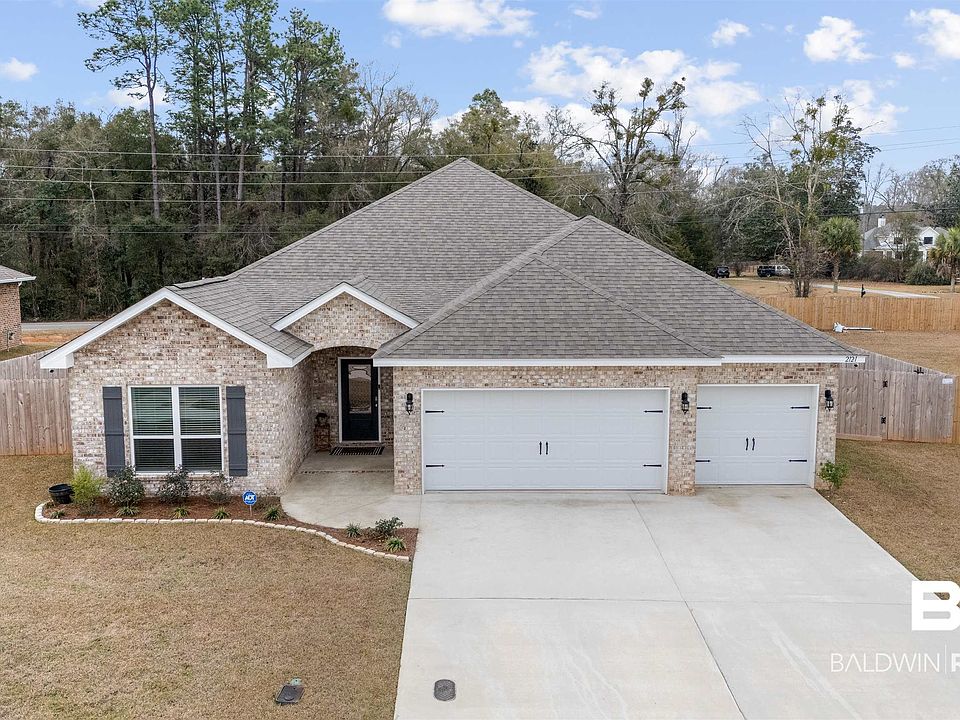 1st image of 2121 Meadowview Loop W