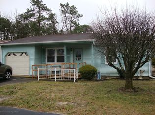 22 Chelsea Dr, Whiting, NJ 08759