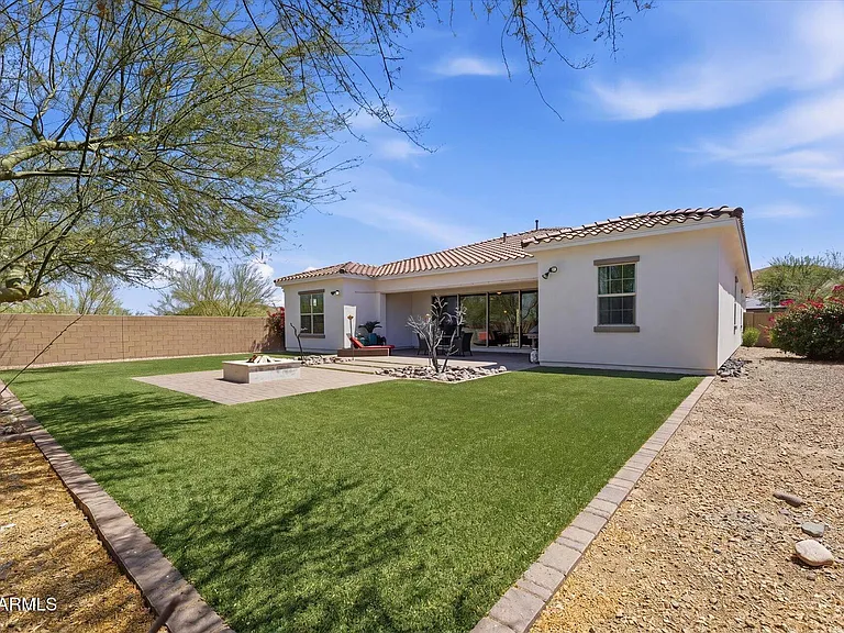 4254 E Valencia Dr — Photo 45