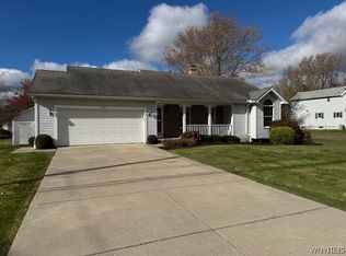 6610 E Eden Rd, Hamburg, NY 14075