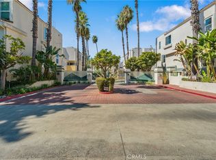 5455 Sylmar Ave APT 2201, Van Nuys, CA 91401