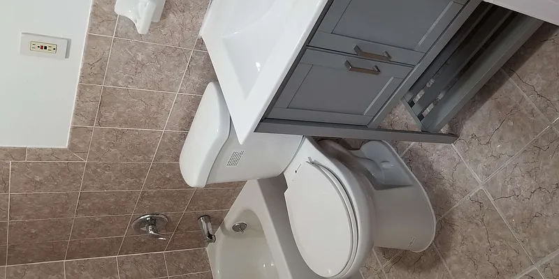 Rented by City Express Realty & Management Corp | media 37