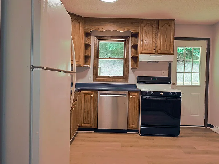 205 Tamassee Dr — Photo 54