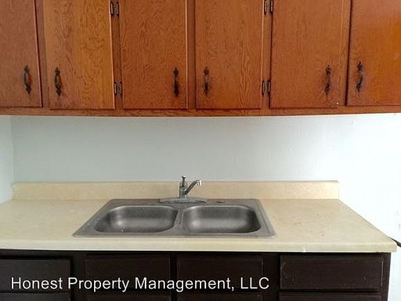 3rd image of 4701 E Washington St APT 25